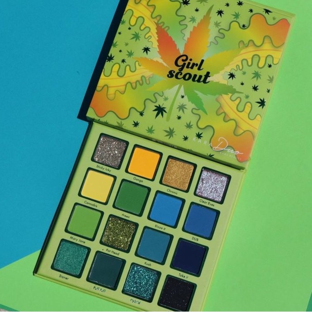 Kara Beauty Girl Scout Palette
